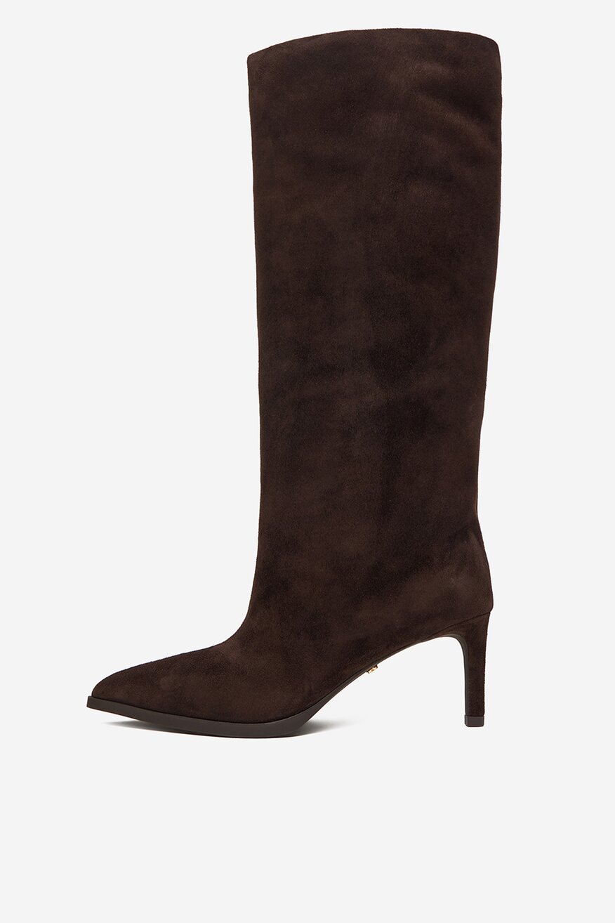 
                Csizma Gino Rossi BARNA - 5906751418680