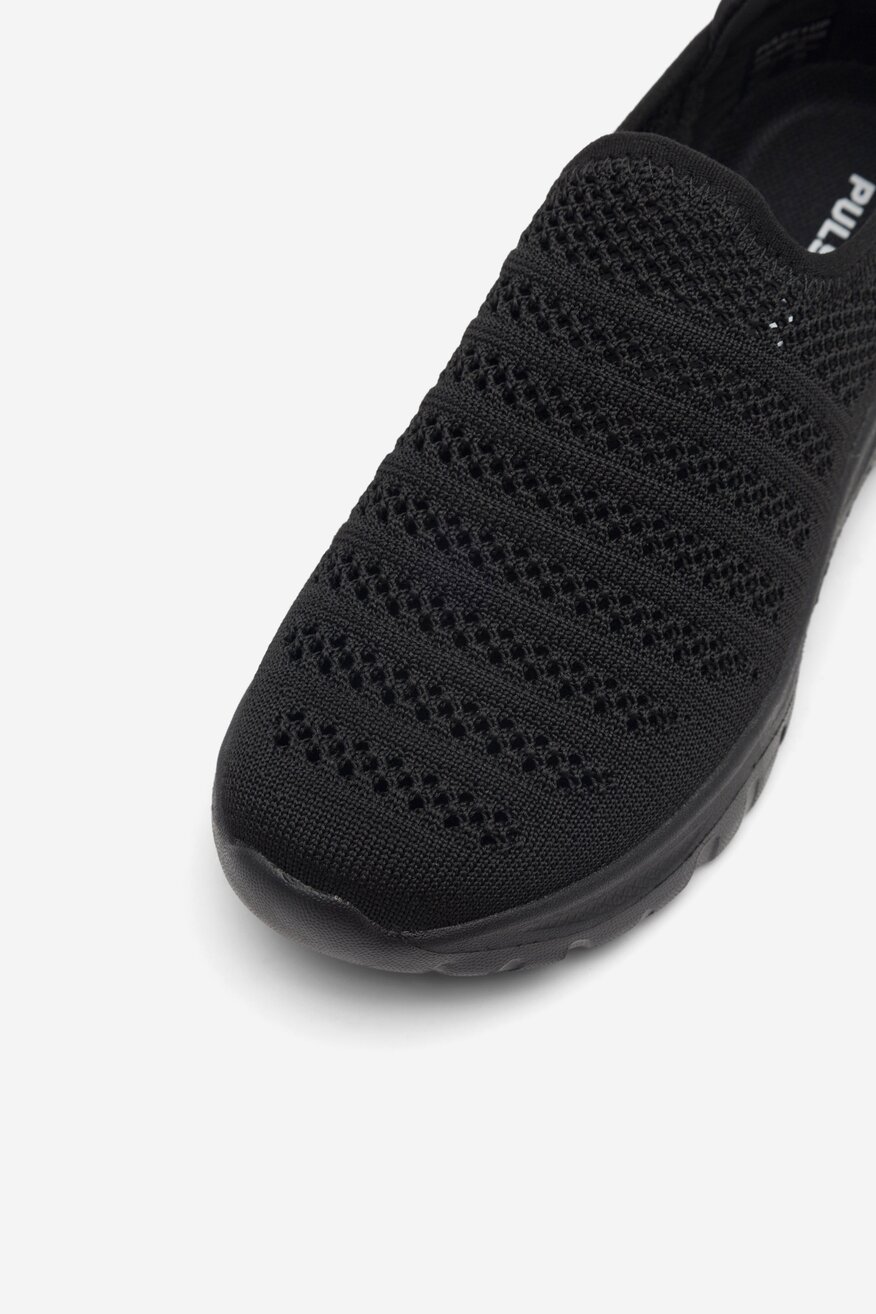 
                Кросівки спортивні PULSE UP ЧОРНИЙ - 5904862735092