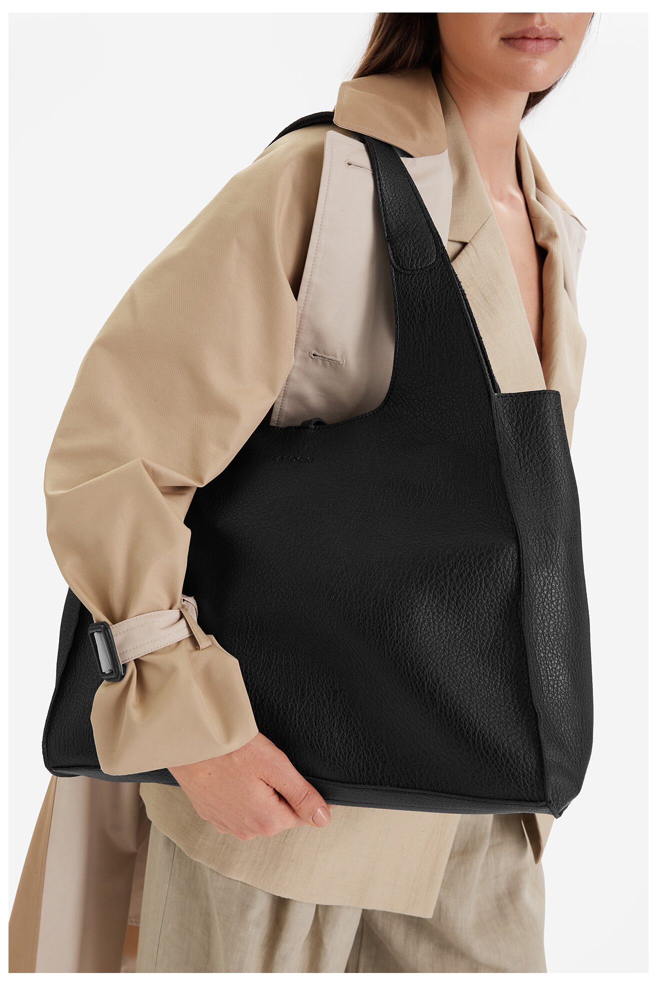 Kézitáska Lasocki CEO-LSK-L-014-09 FEKETE