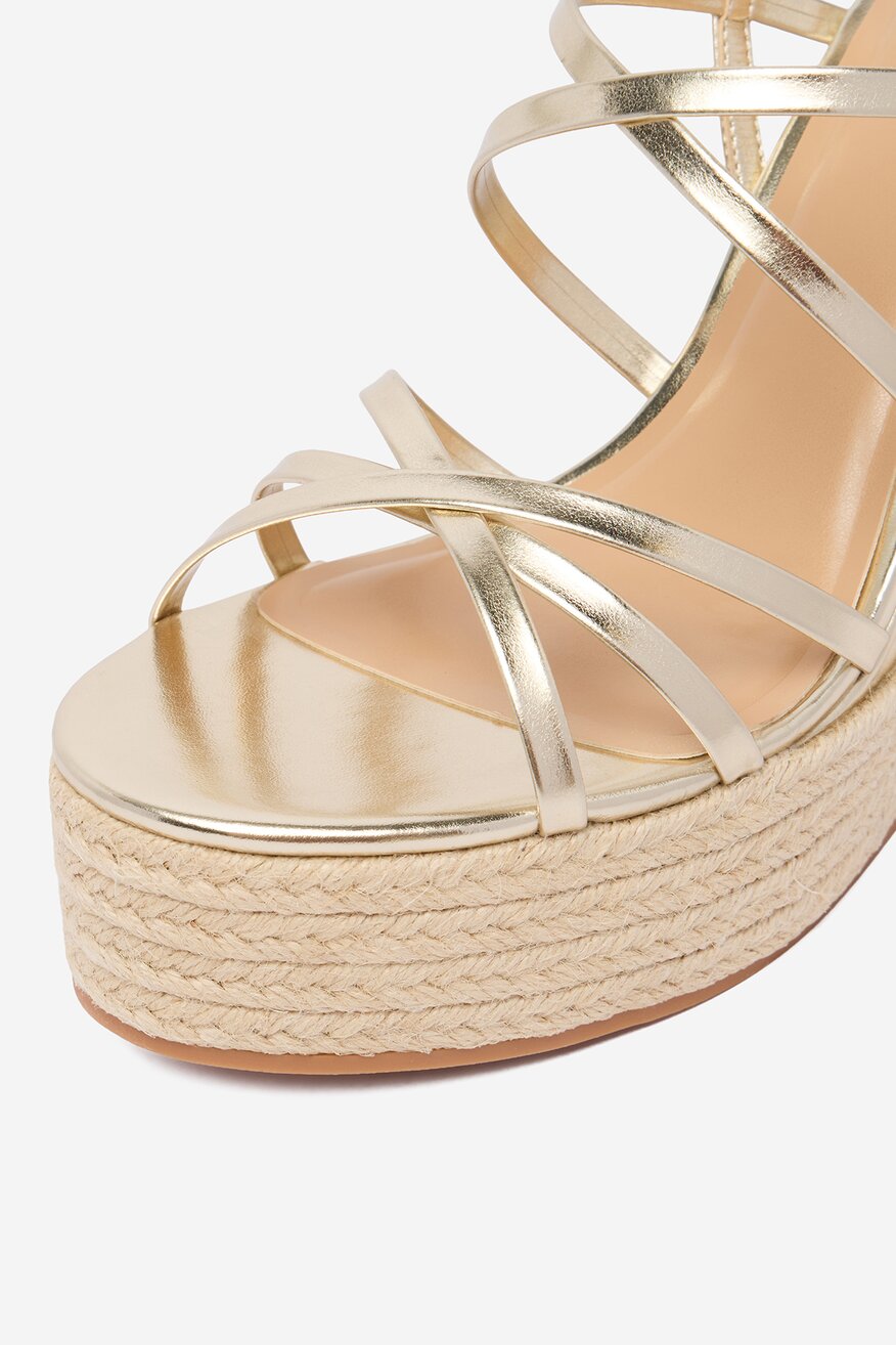 
                Сандали NINE WEST ЗЛАТИСТ - 5906751950333