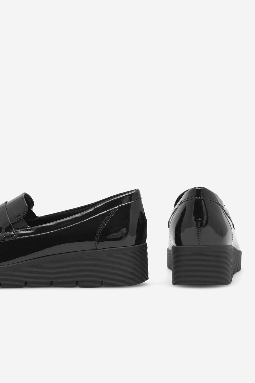 
                Clara Barson - Loafersy na koturnie - 5905588254942