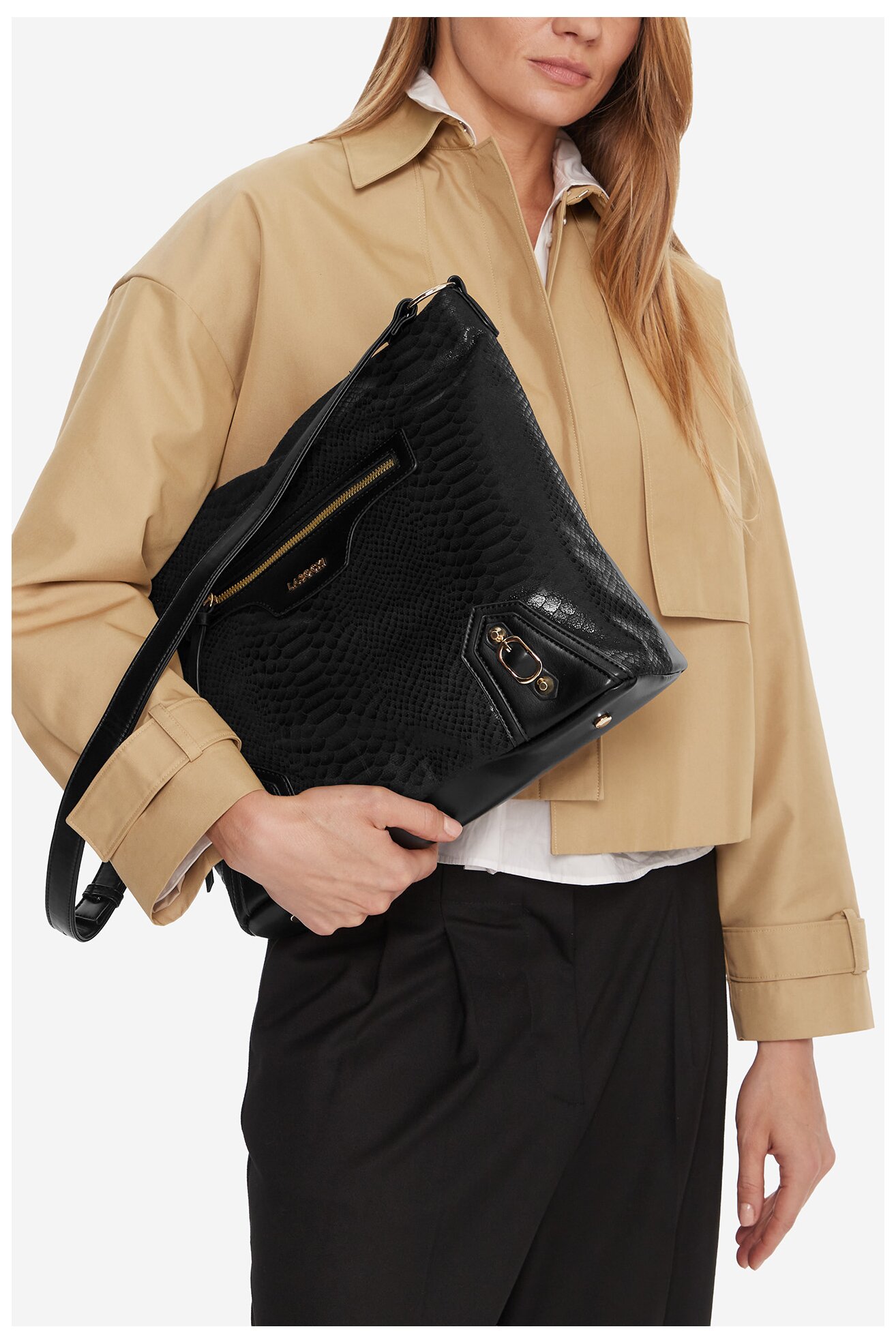 Дамска чанта Lasocki C-LSK-X-007-08 ЧЕРЕН