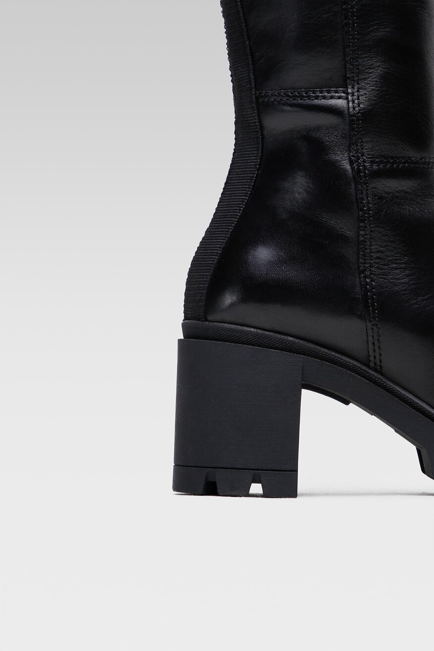 
                Lasocki - Skórzane kozaki czarne - 5904248094751