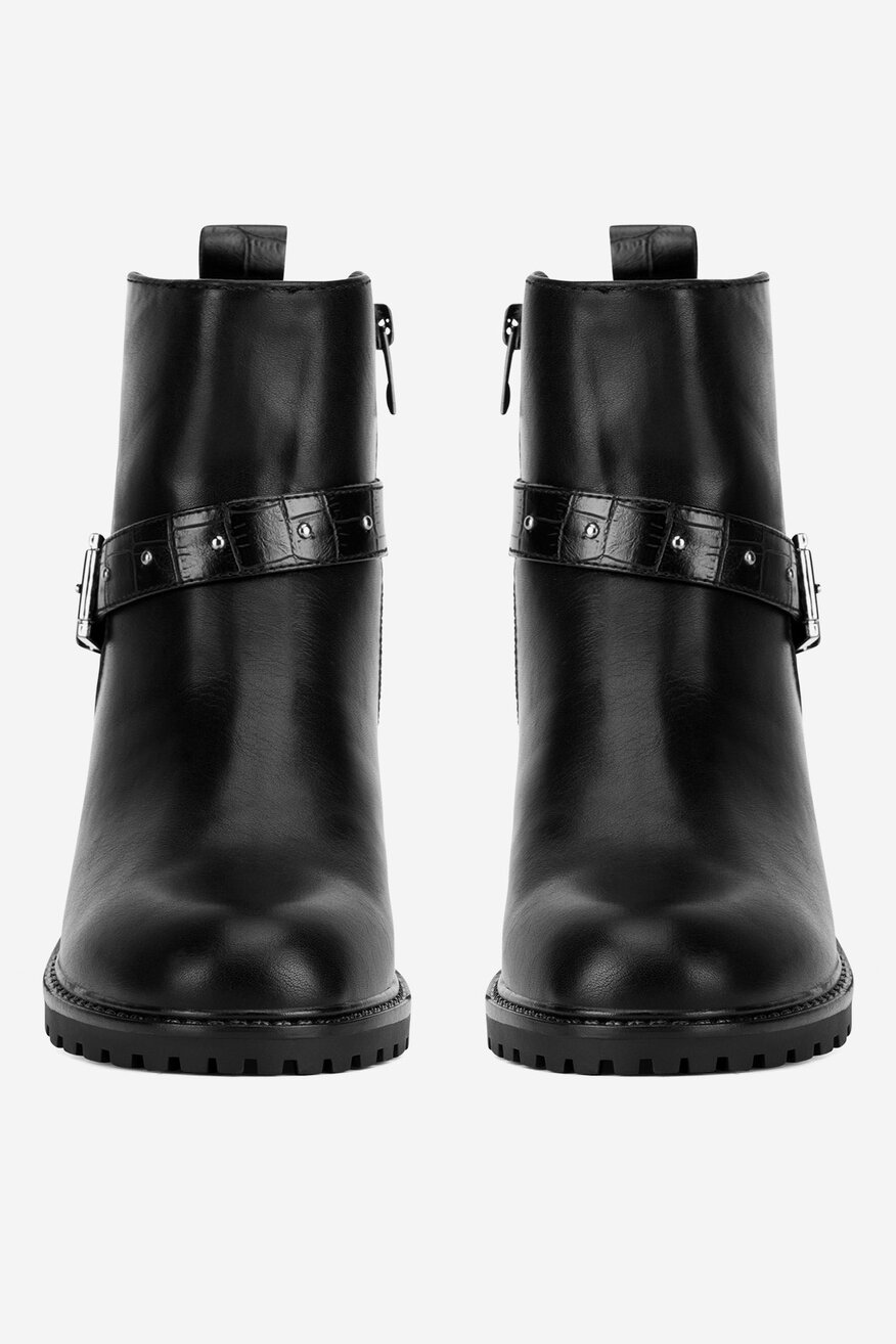 
                Clara Barson - Botki na słupku - 5905588830092