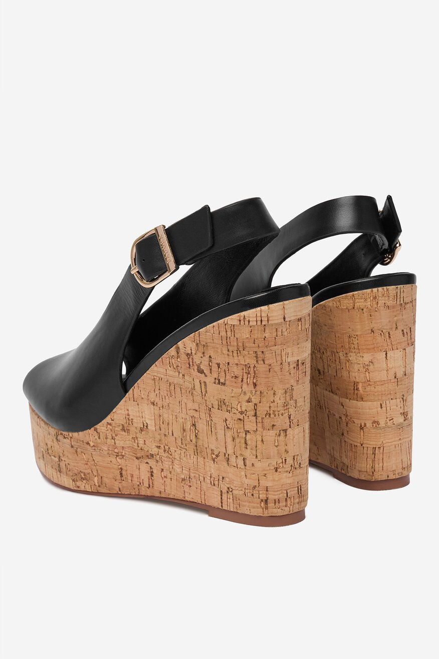 
                Szandál Badura FEKETE - 5906751670668