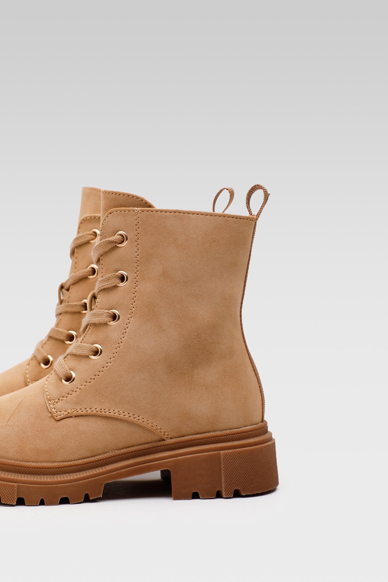 Trzewiki DeeZee CS5819-06 Camel