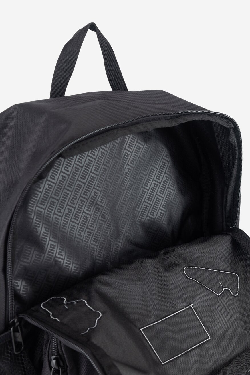 
                Hátizsák Puma FEKETE - 5905588696575