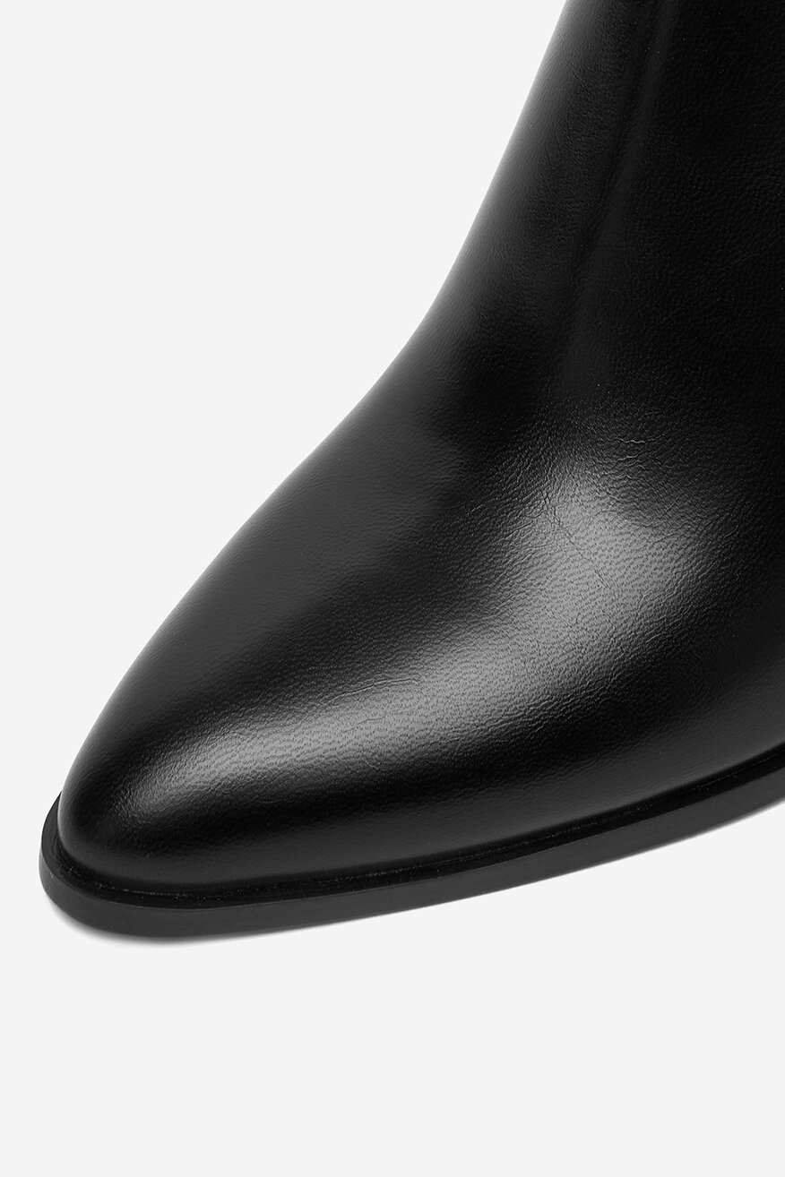 
                Ghete NINE WEST NEGRU - 5906751330531