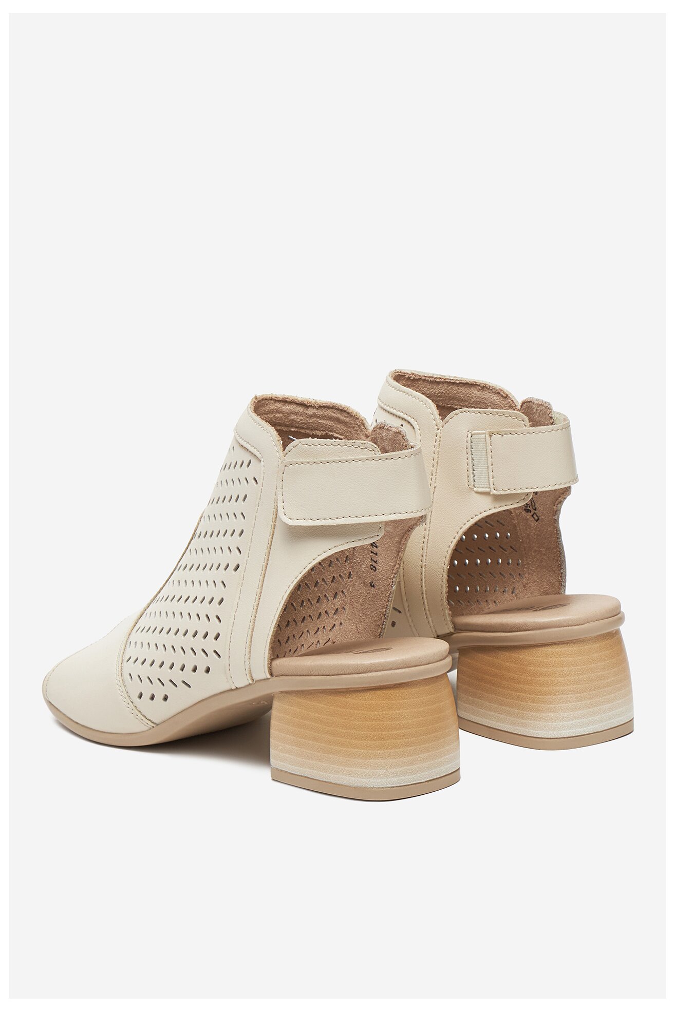 Сандали Remonte R8769-60 СЛОНОВА КОСТ