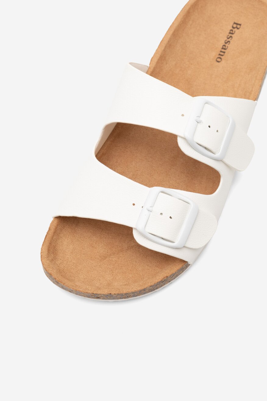 
                Bassano - Klapki białe - 5904862749129