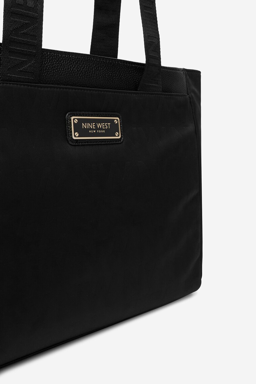 
                Дамска чанта NINE WEST ЧЕРЕН - 5906751677865