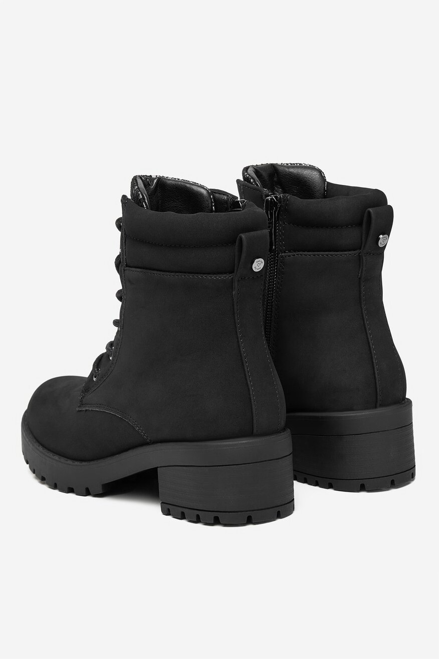 
                Csizma DeeZee FEKETE - 5906751294093