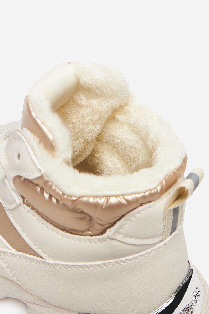 
                        Боти DeeZee CEO-TS5227K-12 БЕЖОВ - 5906751240649