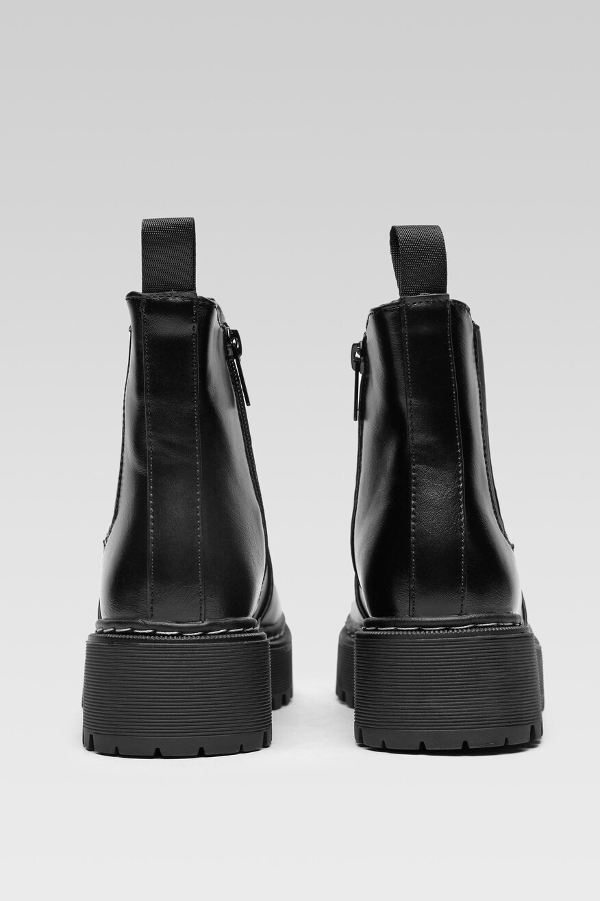 
                Боти Jenny Fairy ЧЕРЕН - 5903698925158