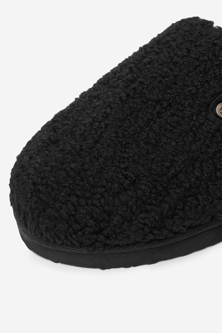 Чехли G-STAR RAW ЧЕРЕН - 5906751515037