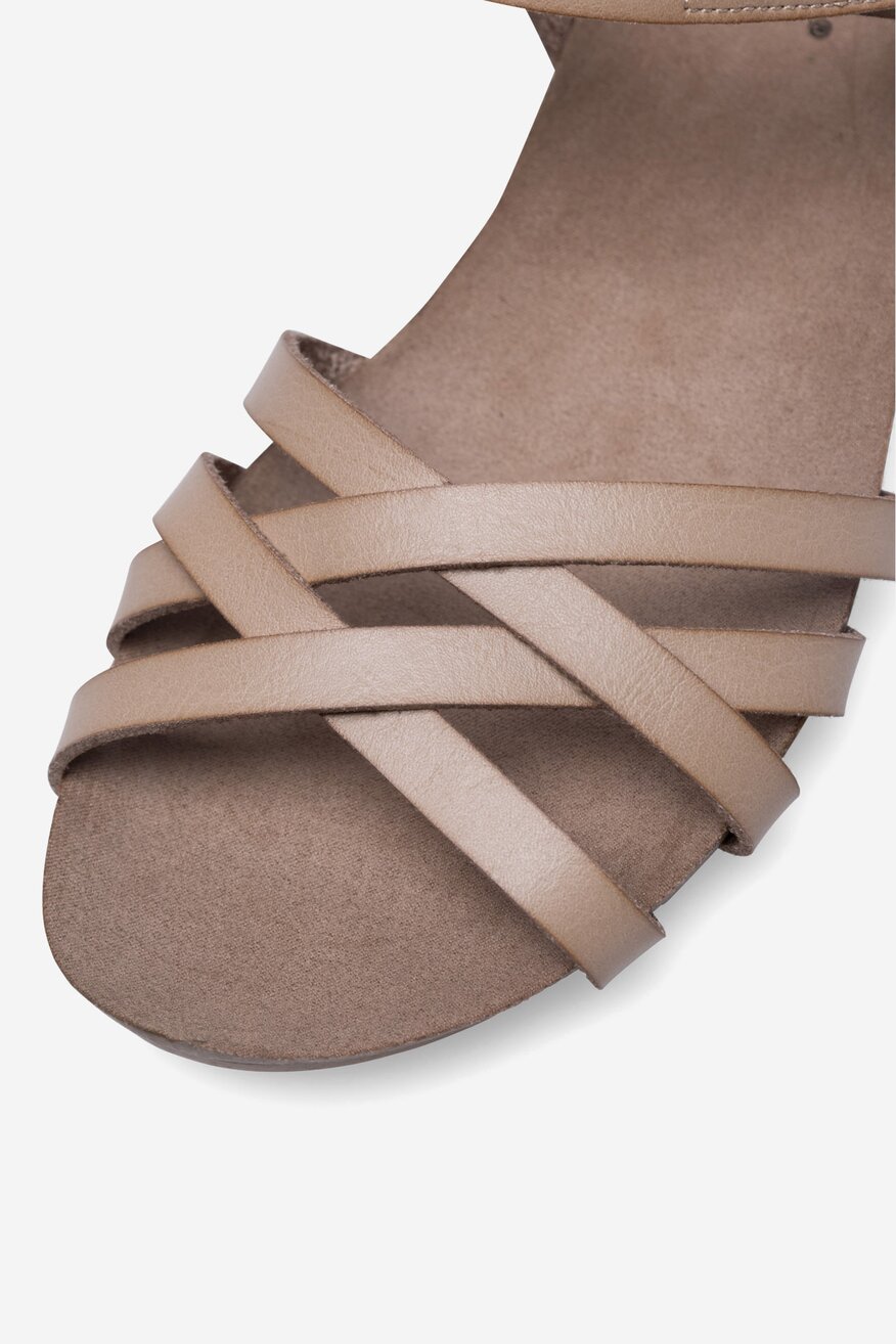 
                Szandál Mustang BÉZS - 5905588455707