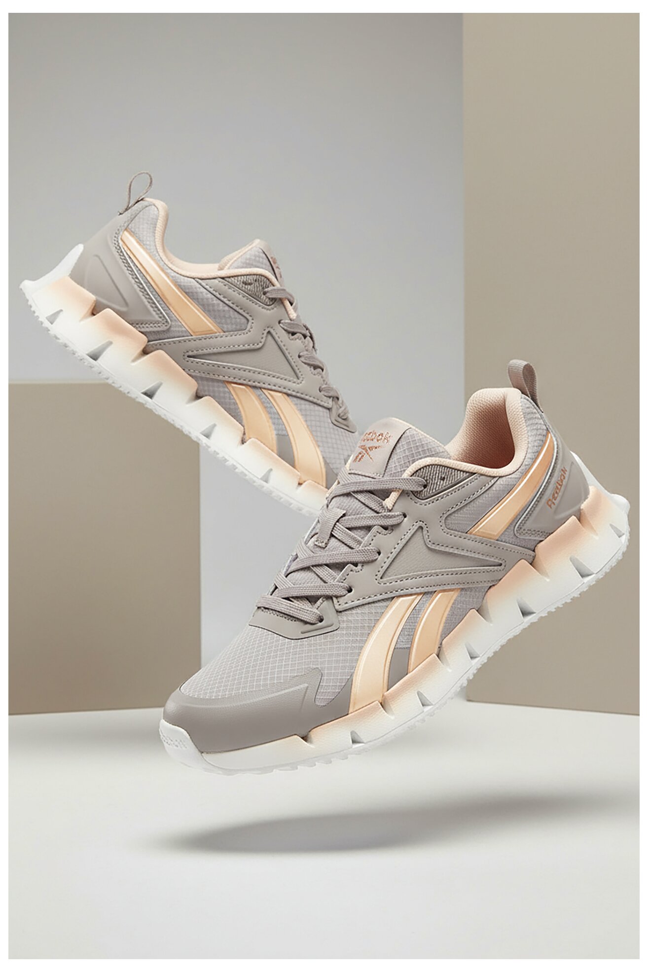 Încălțăminte sport Reebok CEO-ZIG VECTOR AR30153W-SOQ GRI