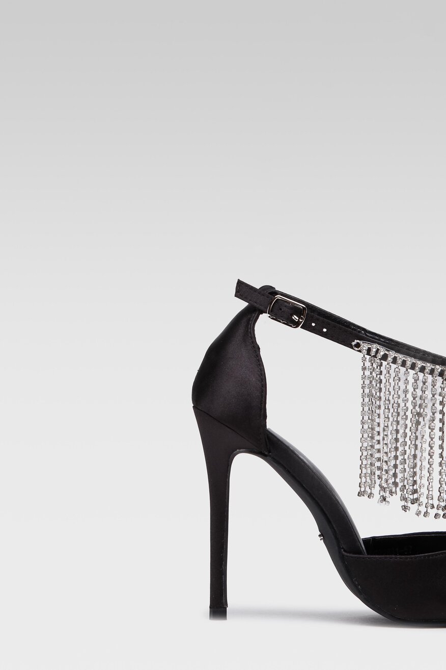 
                DeeZee - Czółenka czarne - 5904862443287