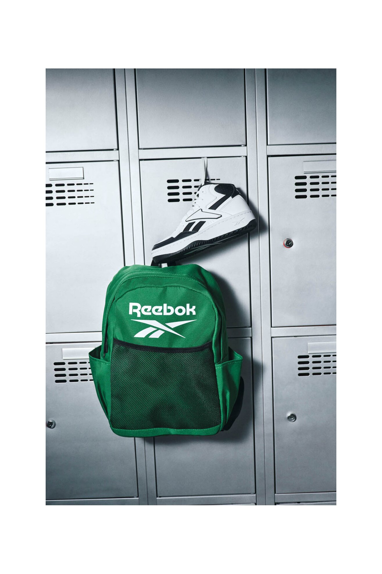 Спортни обувки Reebok ATR CHILL MID 100224085 БЯЛ