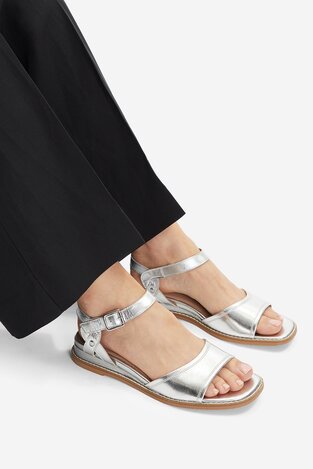 Сандалі Lasocki WI33-CS853-HM-03 СРІБНИЙ