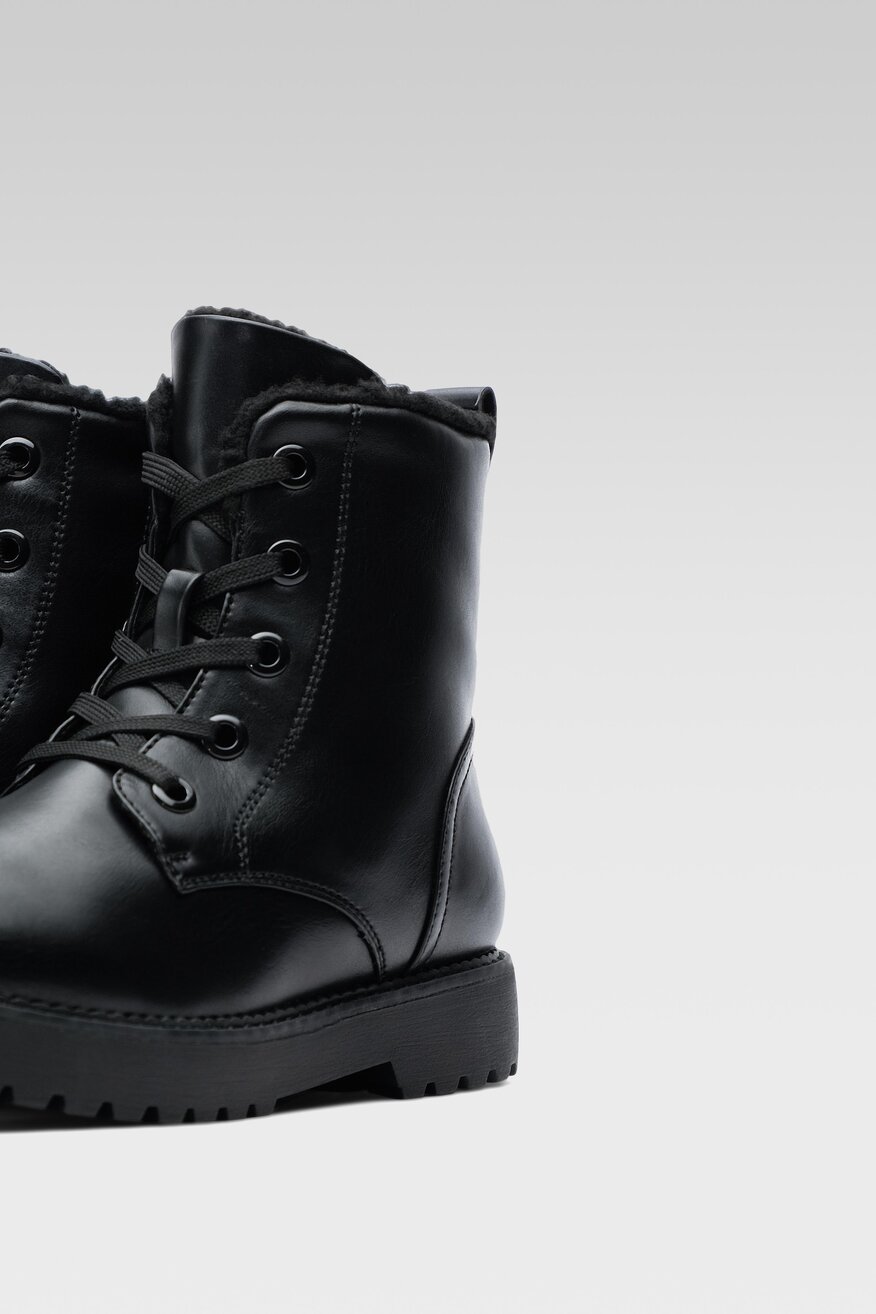 
                Clara Barson - Trzewiki ocieplane - 5904862250465