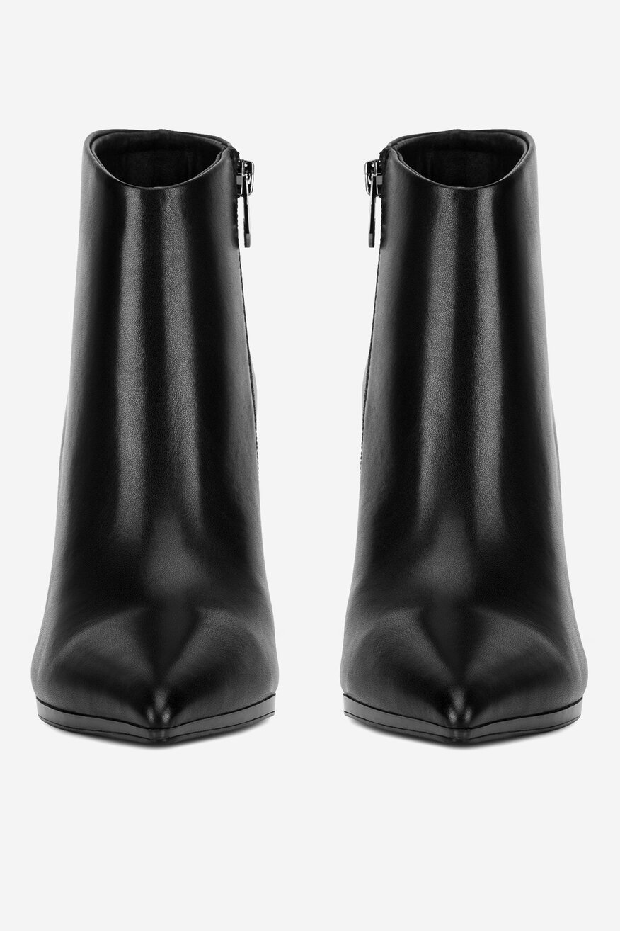 
                Bokacsizma EVA MINGE FEKETE - 5905588988717