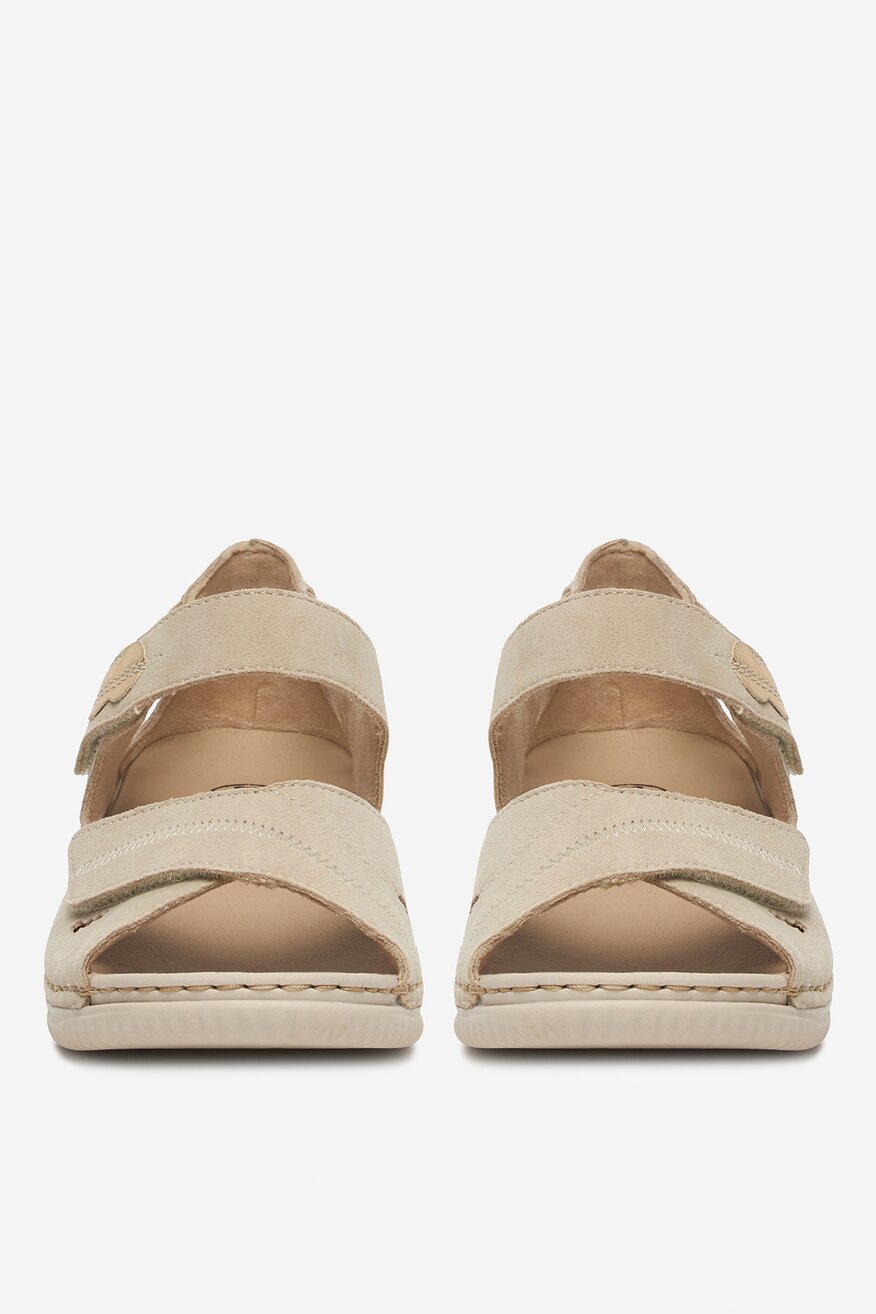 
                Сандали Rieker БЕЖОВ - 5906751764800