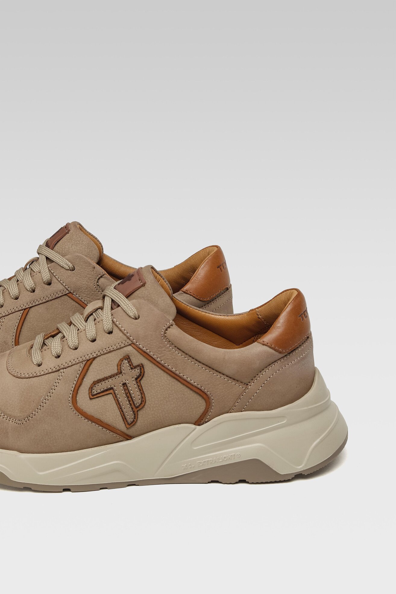 Sneakers Togoshi MI07-B112-A942-01 Beżowy