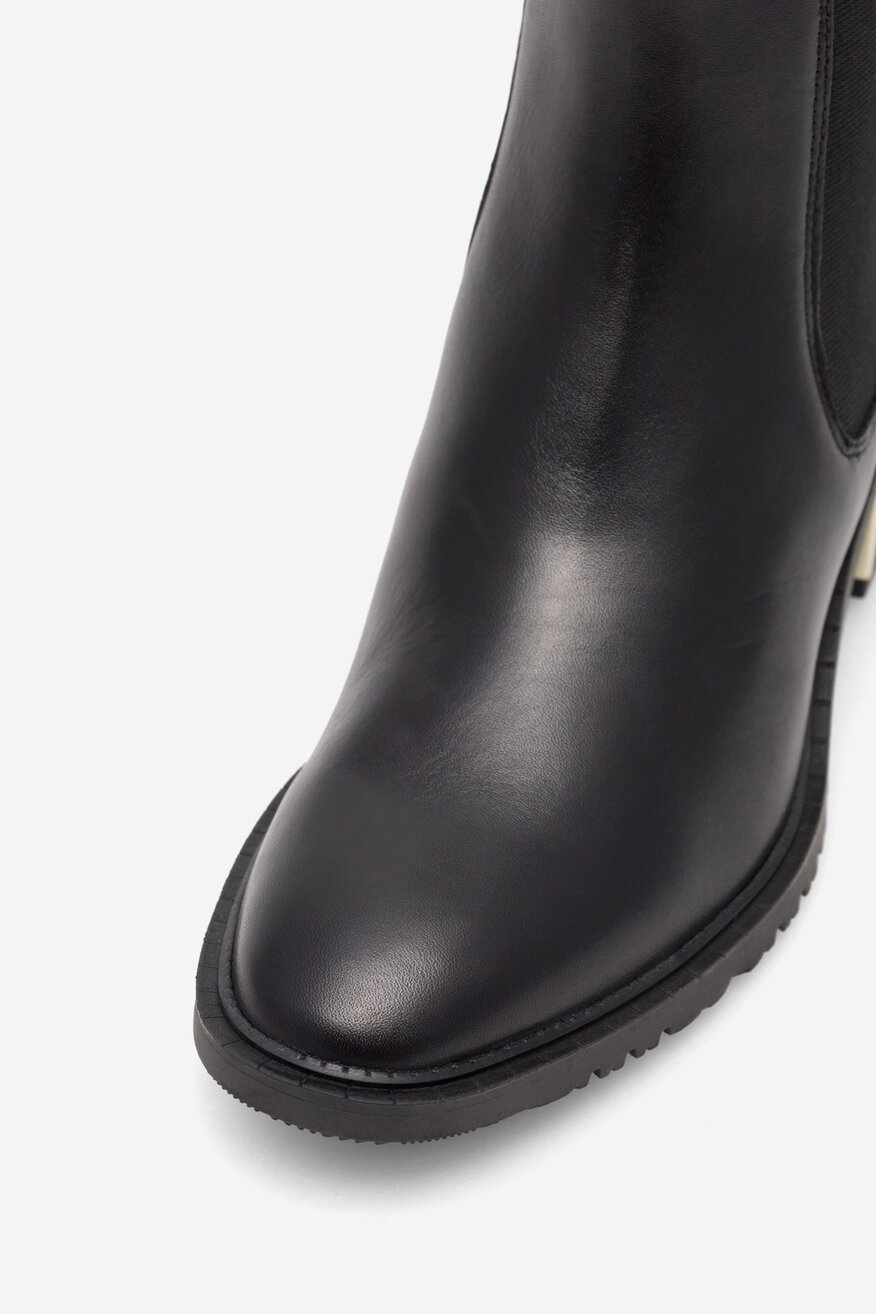 
                Ghete Lasocki NEGRU - 5905588101437