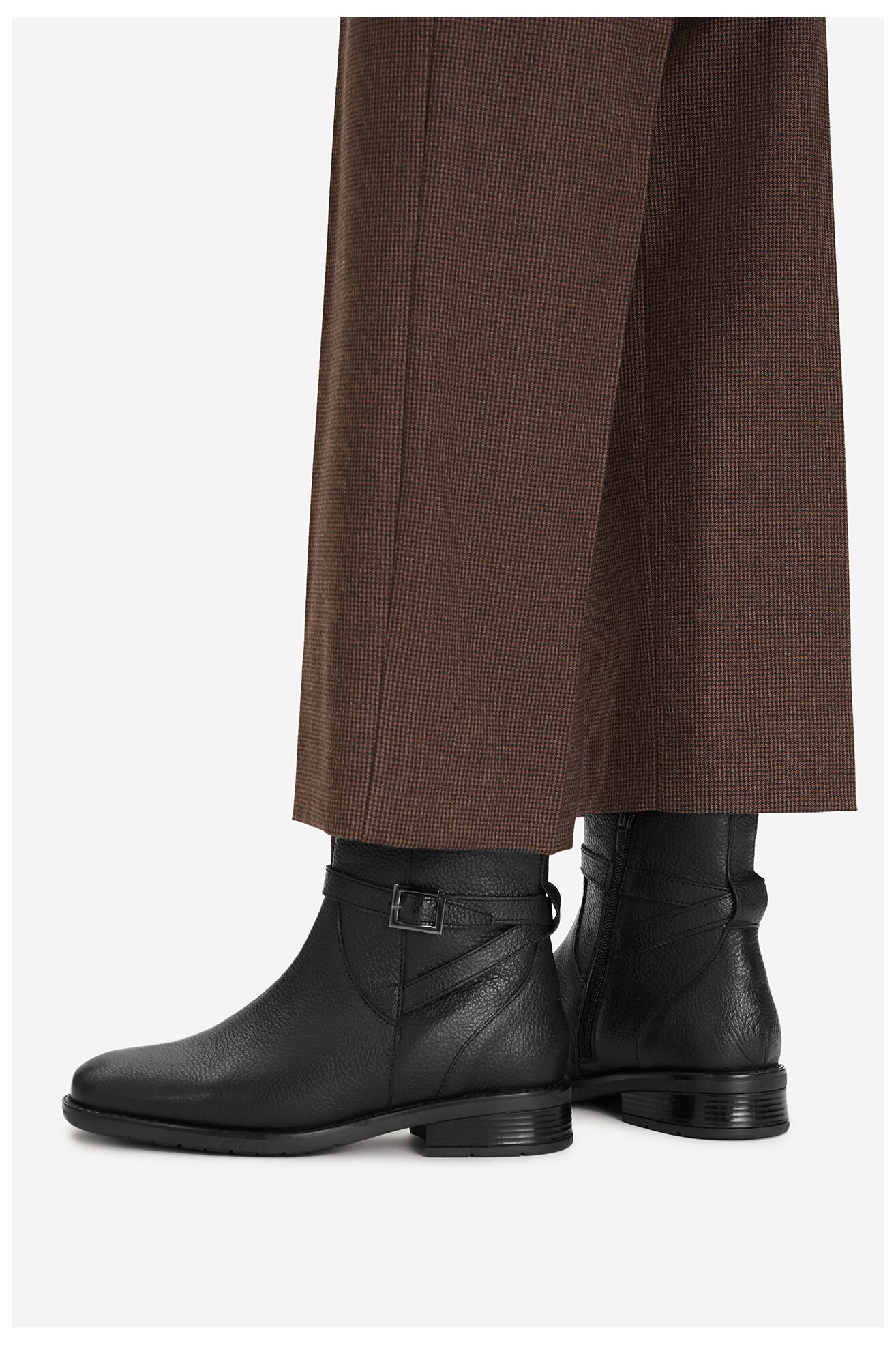 Kratke čizme Lasocki CEO-WI23-ALEGRA-02 CRNA