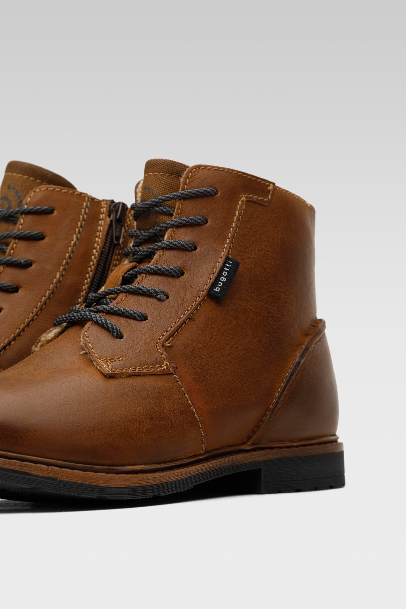 Trzewiki Bugatti 325-62259-2200-6300 Brązowy