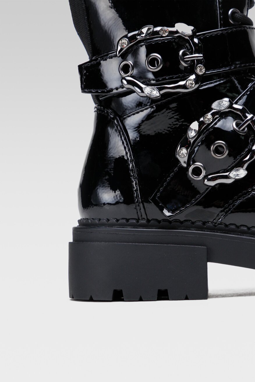 
                DeeZee - Trzewiki - 5904248074302