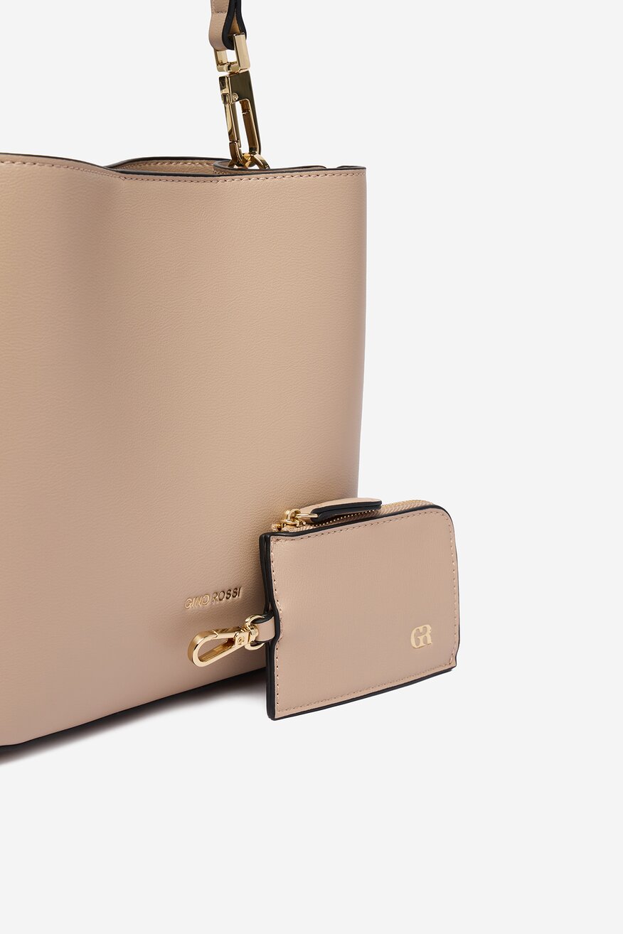 
                Дамска чанта Gino Rossi БЕЖОВ - 5906751623473