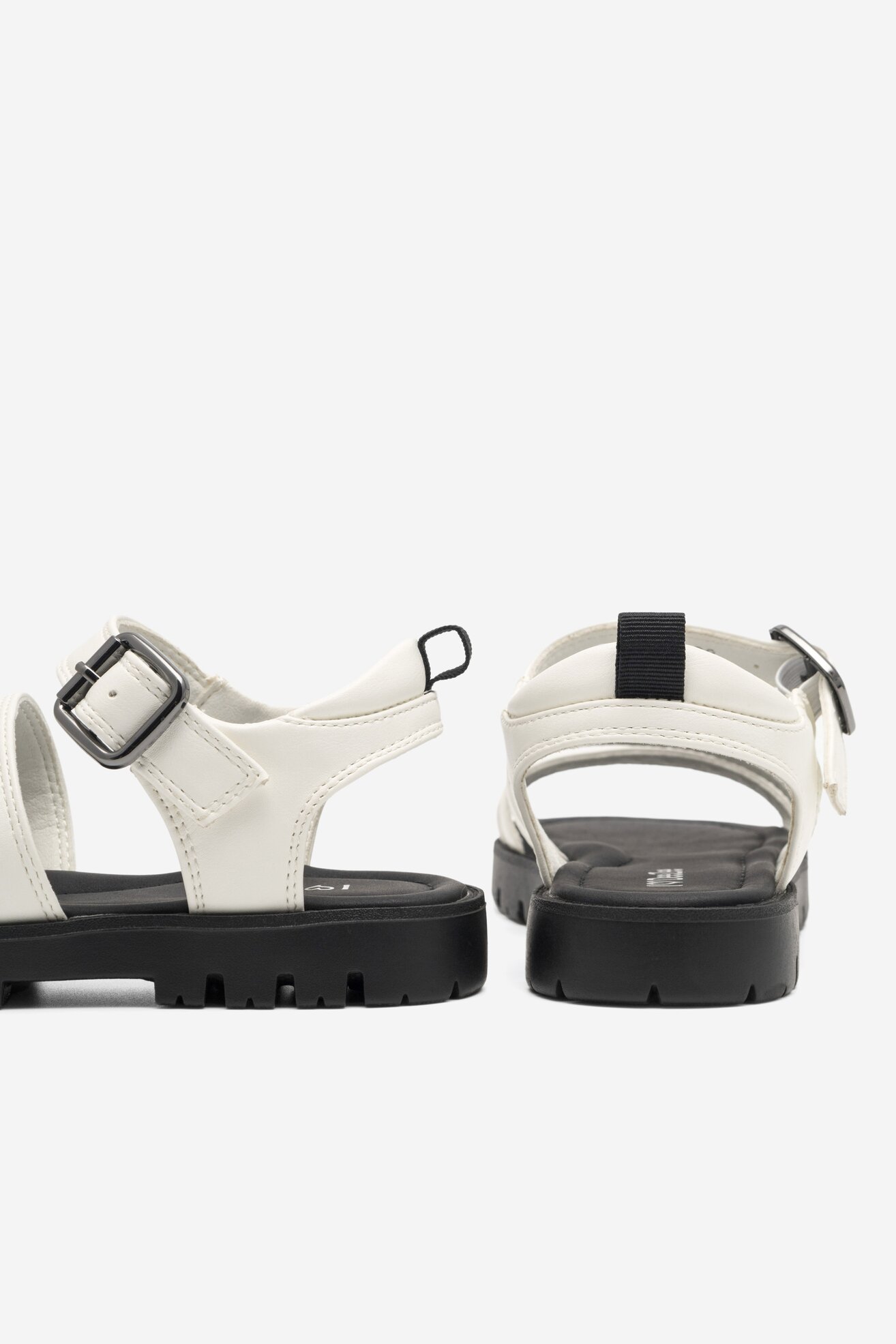Sandały DeeZee CS6082-01 Biały