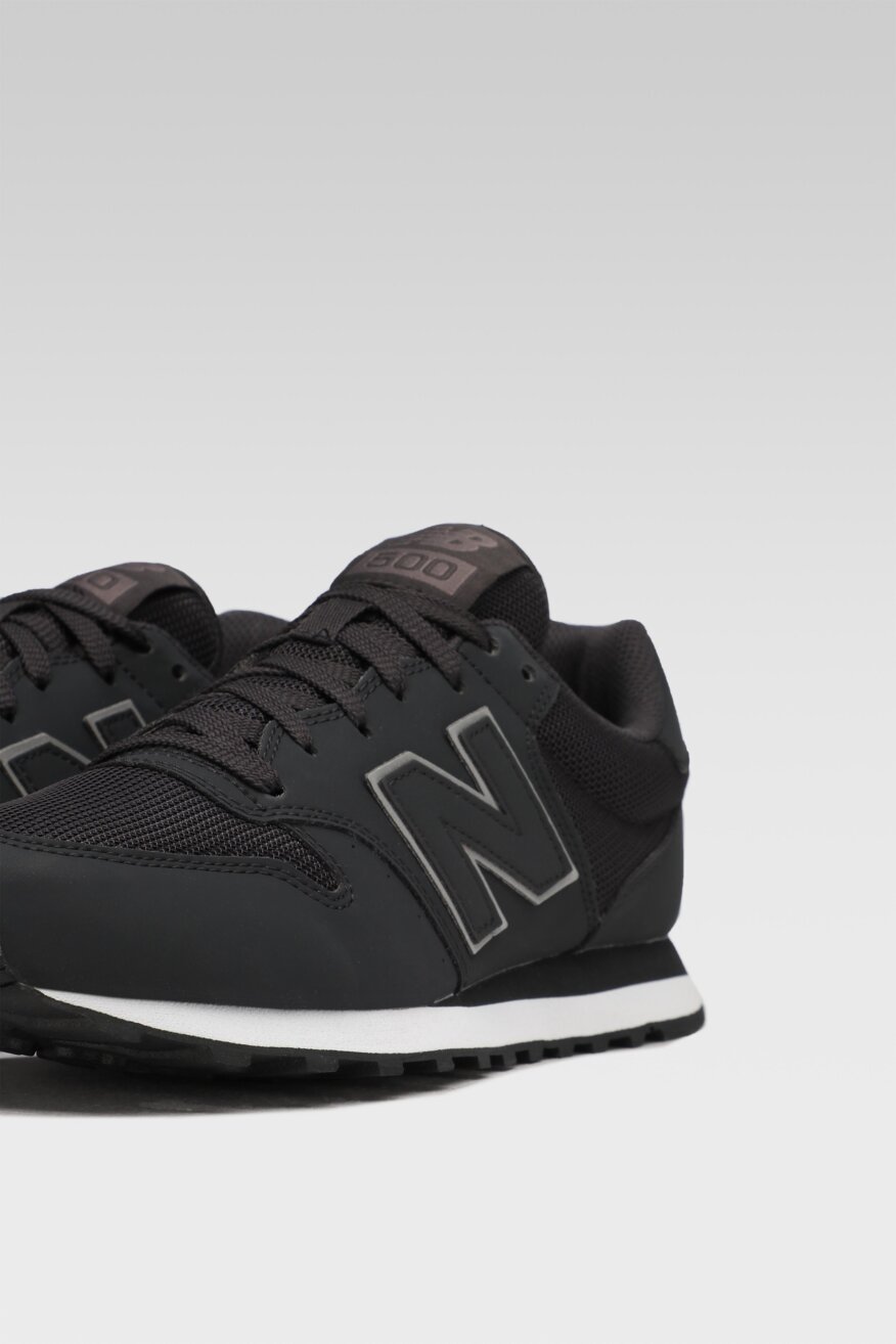 
                New Balance - Obuwie sportowe czarne sznurowane - 5903698341088
