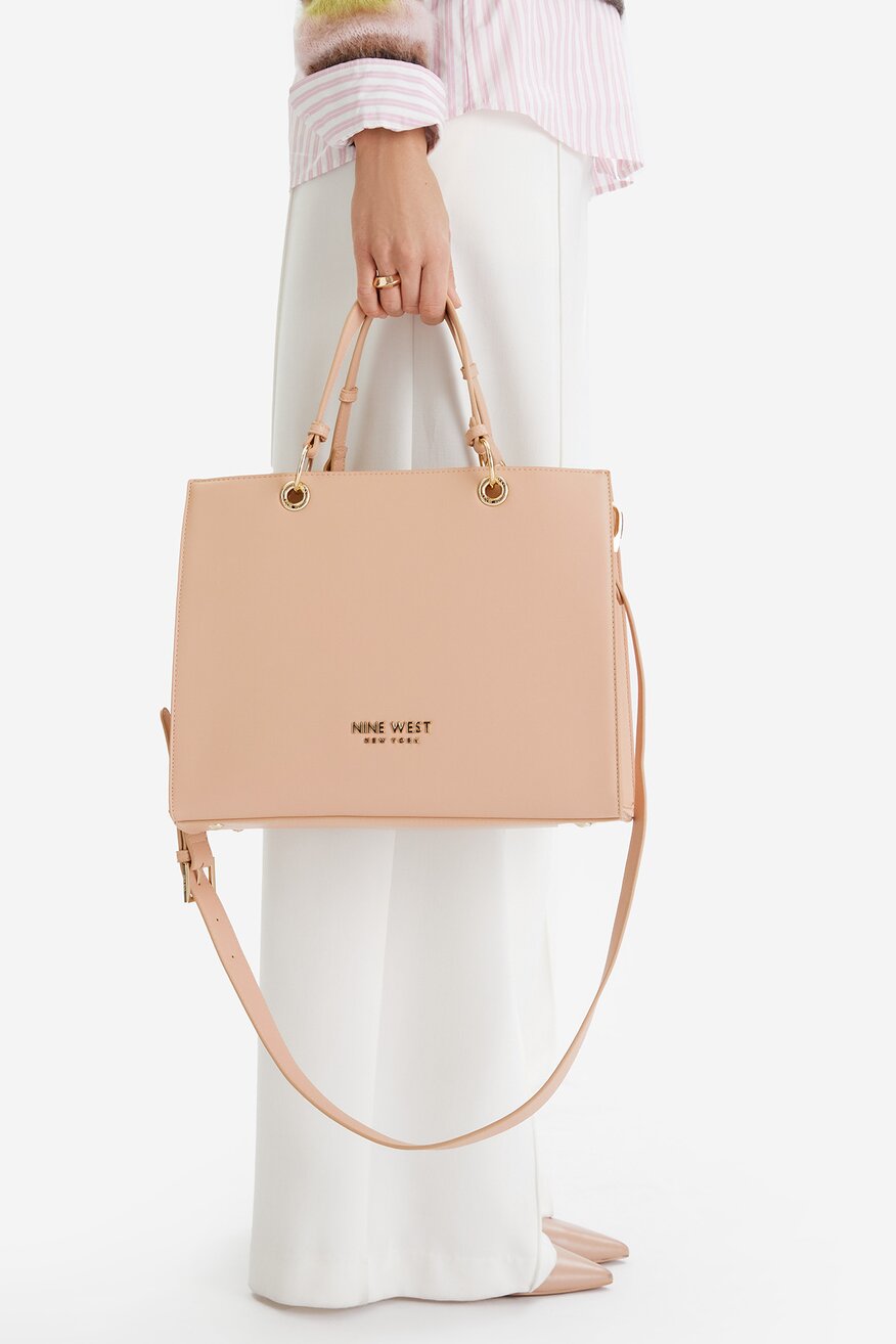 
                Дамска чанта NINE WEST РОЗОВ - 5906751544419