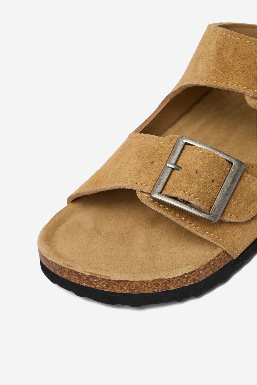 
                Go Soft - Klapki skórzane - 5907964095415