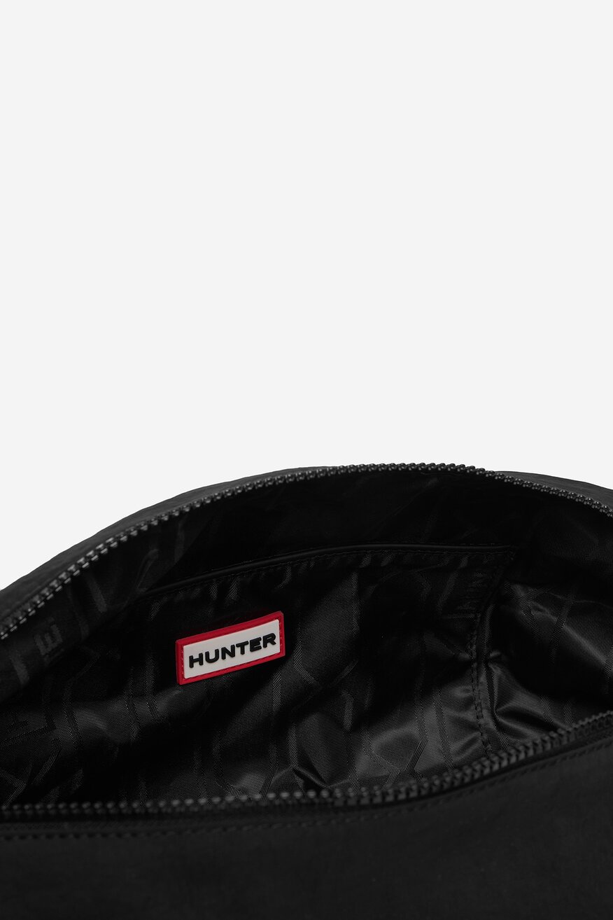 
                Мъжка чанта HUNTER ЧЕРЕН - 5906751713860