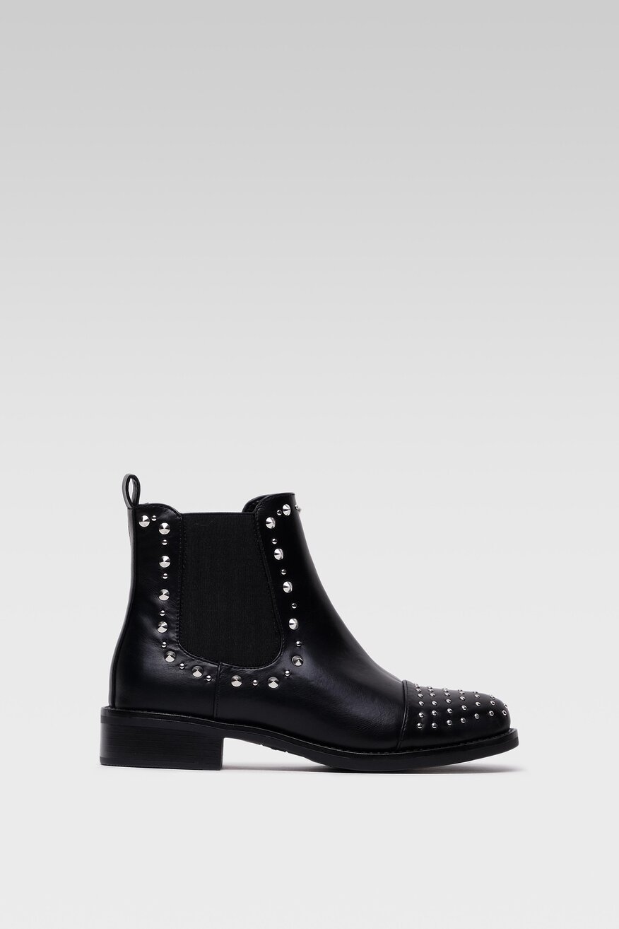 
                Jenny Fairy - Botki z aplikacją czarne - 5904248003548