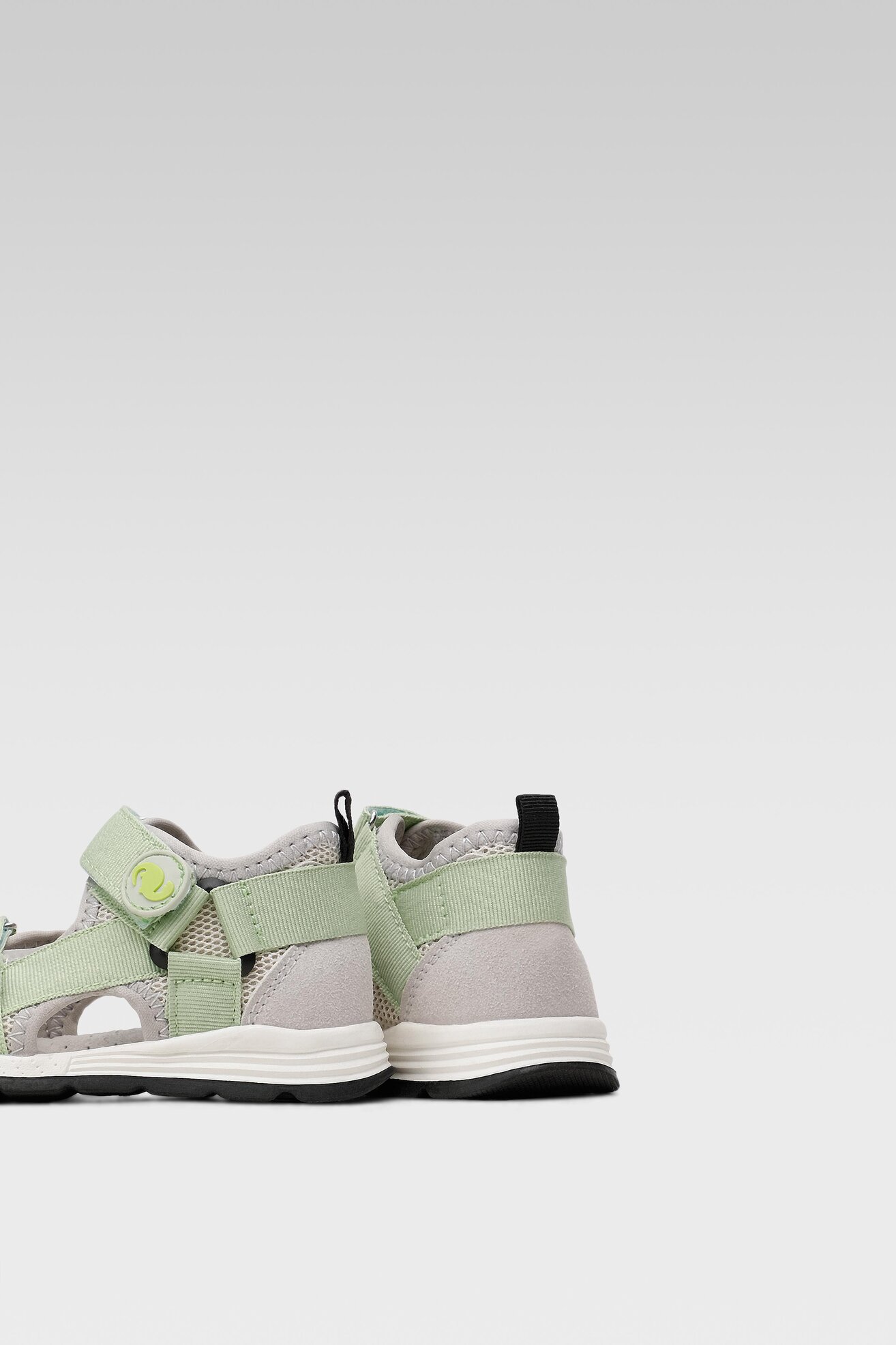 Szandál Action Boy CM210910-5 VILÁGOSSZÜRKE