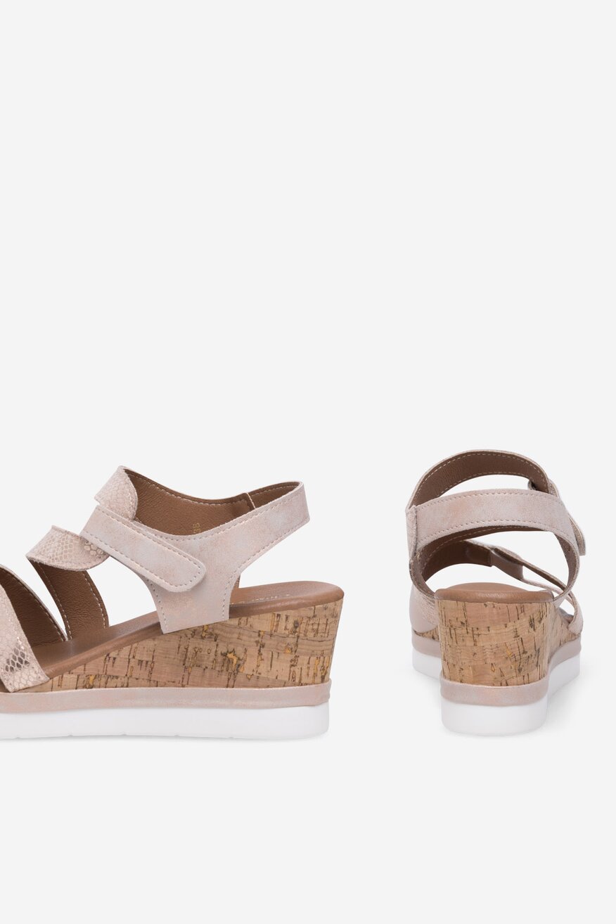 
                Сандалі Clara Barson РОЖЕВИЙ - 5905588622246