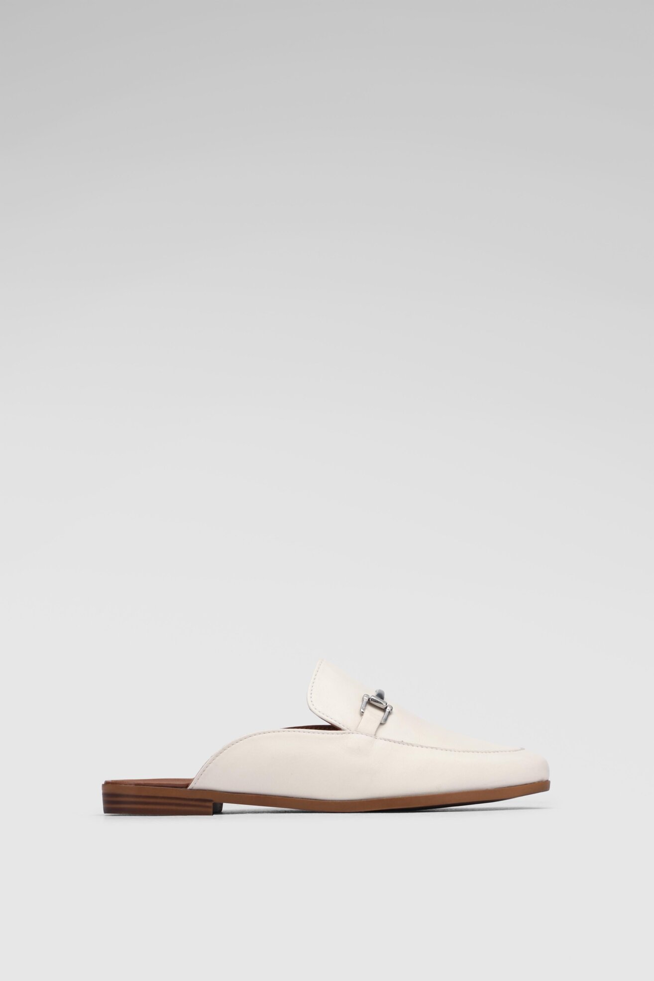 Klapki Lasocki WI16-219546-02 Biały