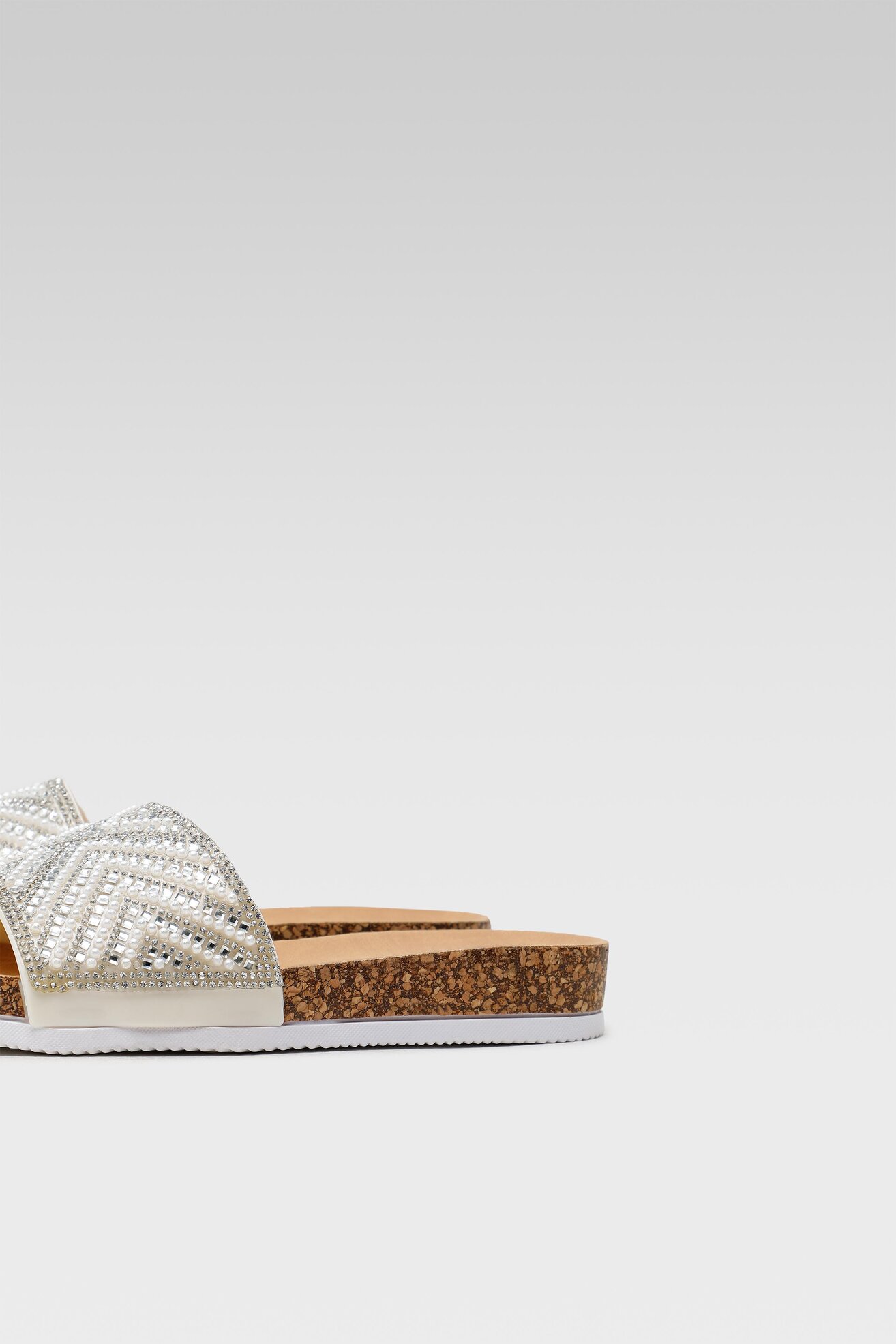 Klapki Bassano WSS20412-08 Biały