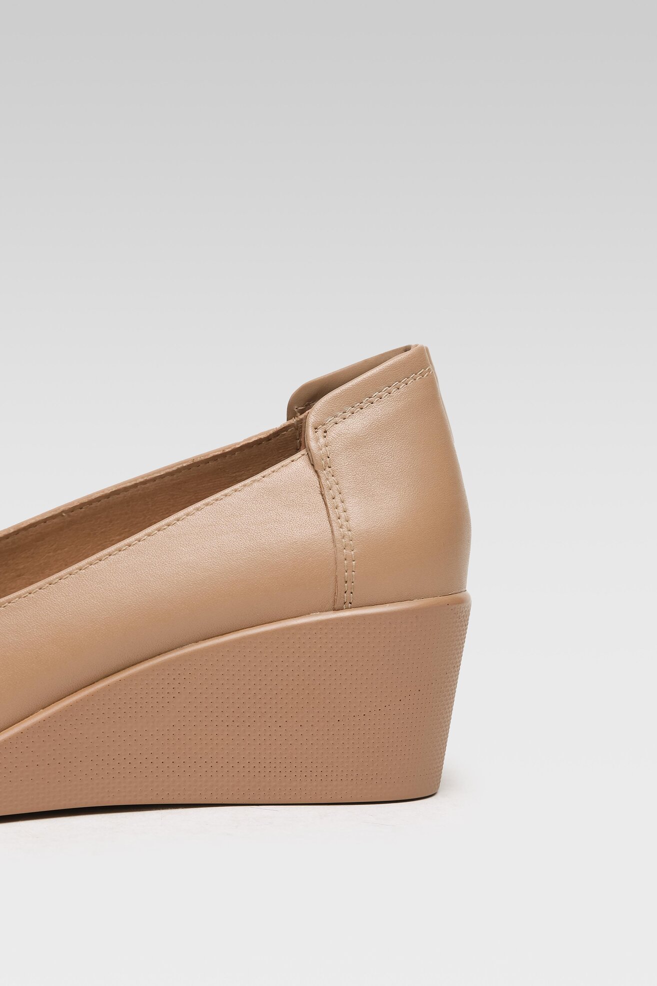 Półbuty Go Soft EST-295-13 Beżowy