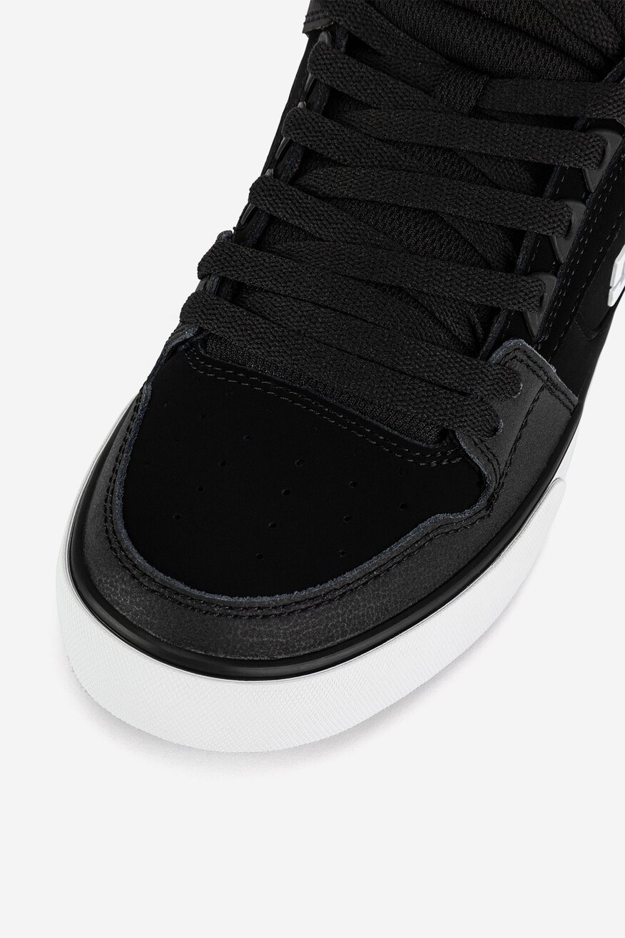 
                Sportska obuća DC Shoes CRNA - 5905588849575