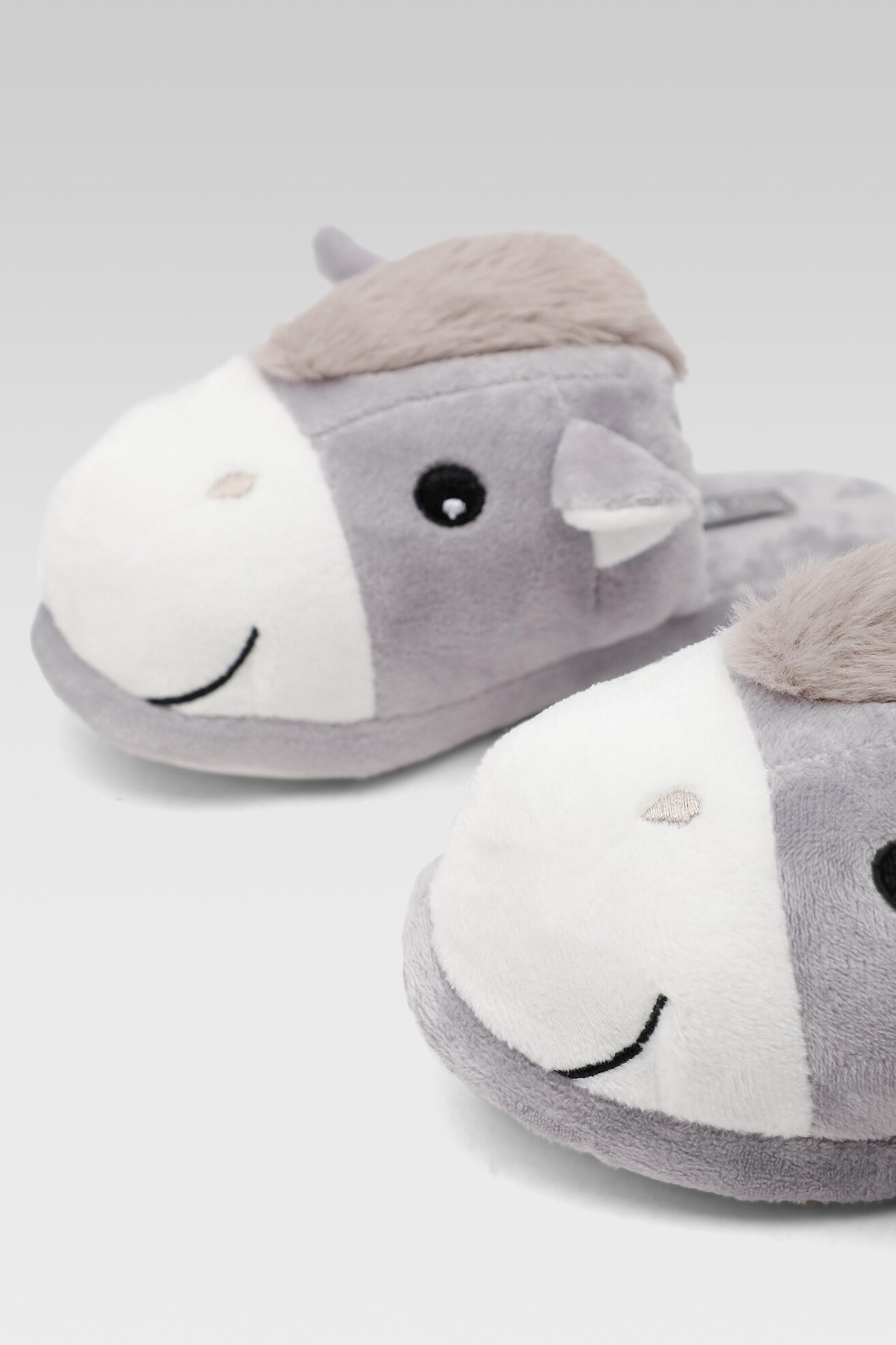 Kapcie Action Boy B75022 Szary