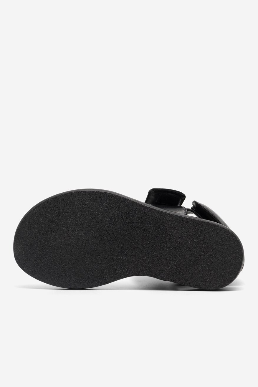 
                Сандалі Gino Rossi ЧОРНИЙ - 5904862931432