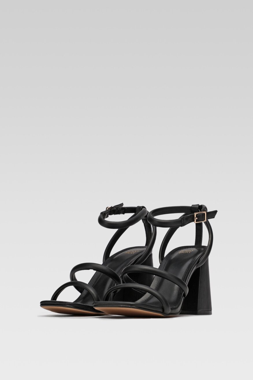 
                Jenny Fairy - Sandały na obcasie czarne - 5903698610009