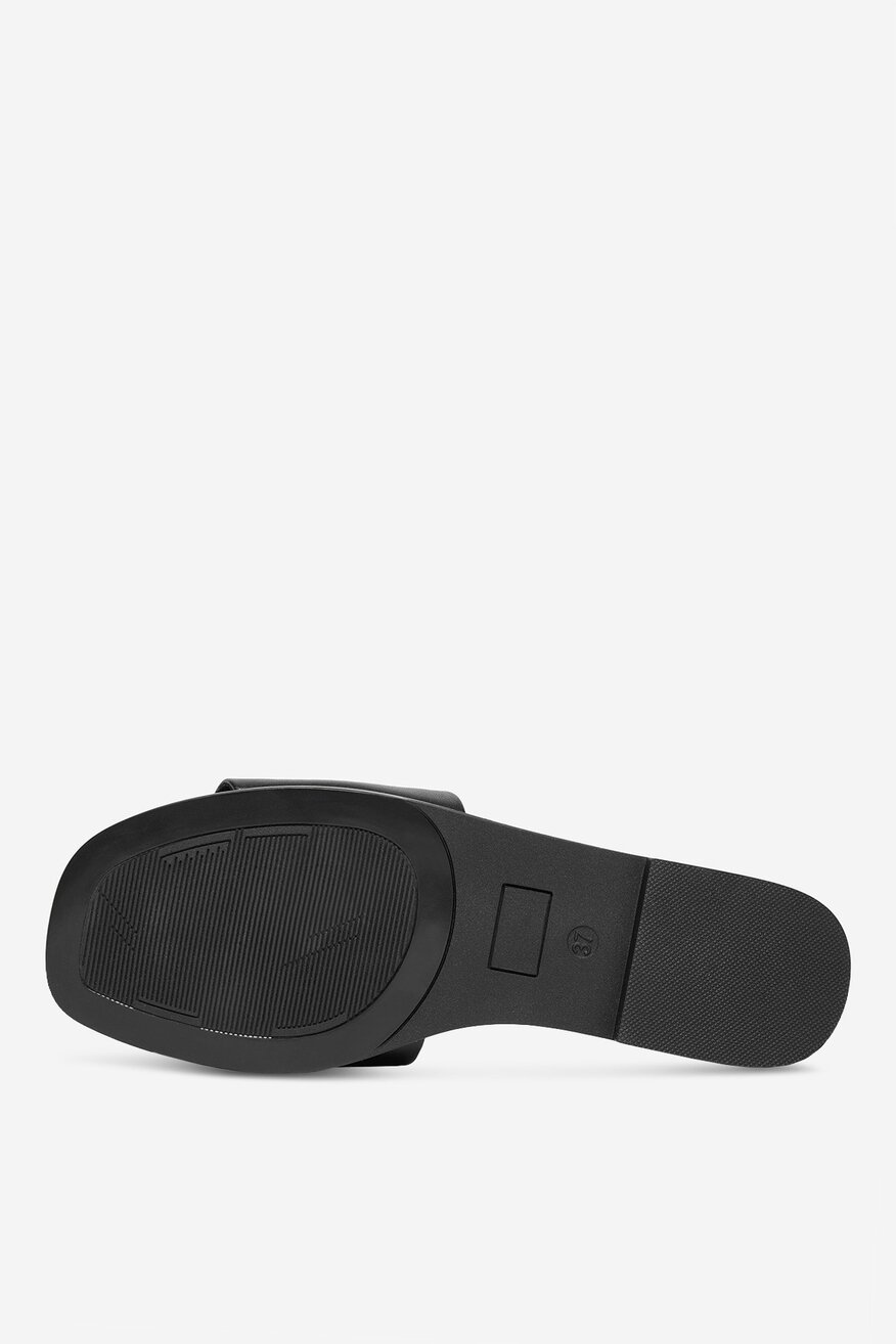 
                Lasocki - Klapki skórzane - 5906751931158