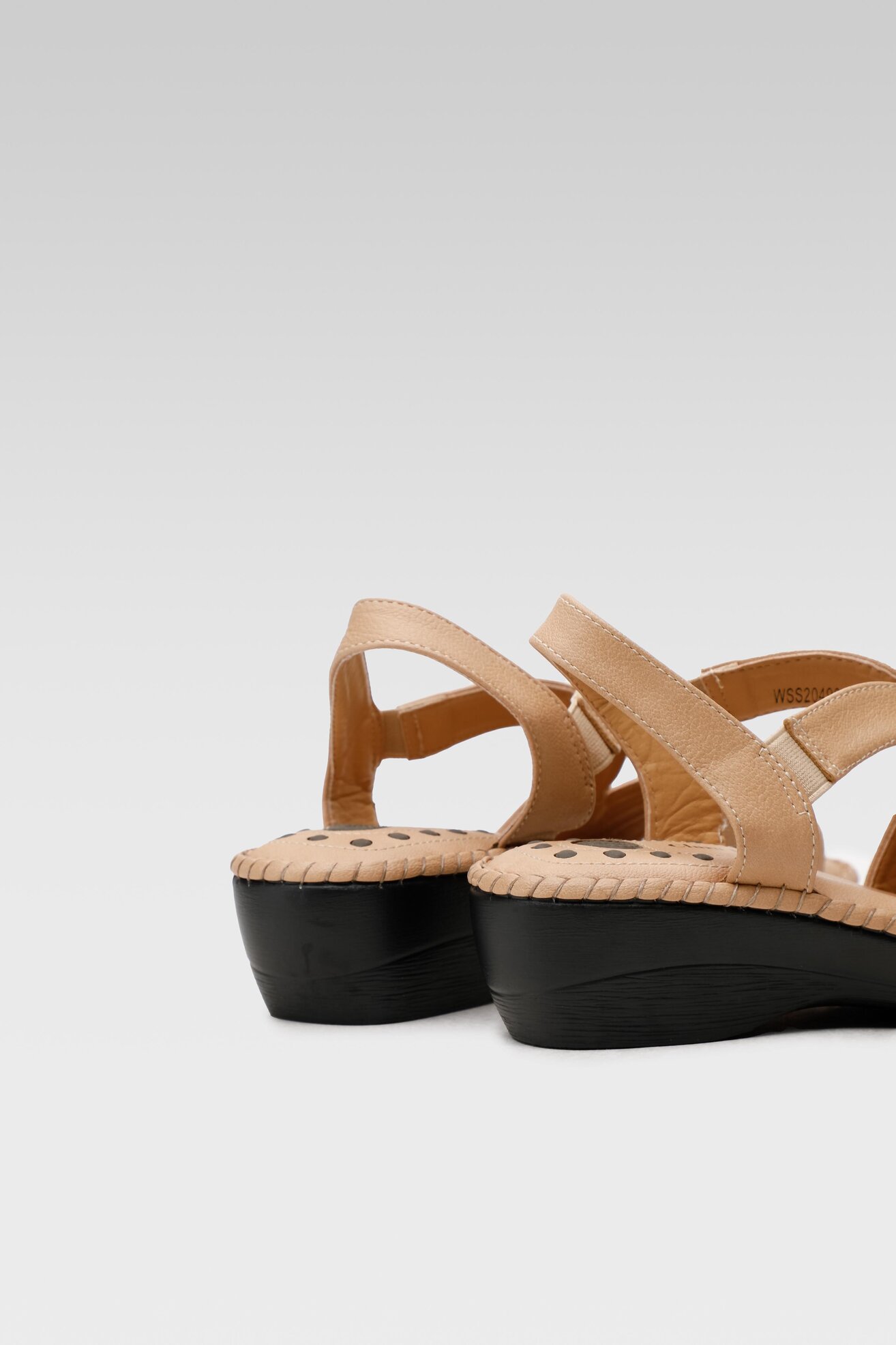 Sandale Clara Barson WSS20490-01 BEŽ